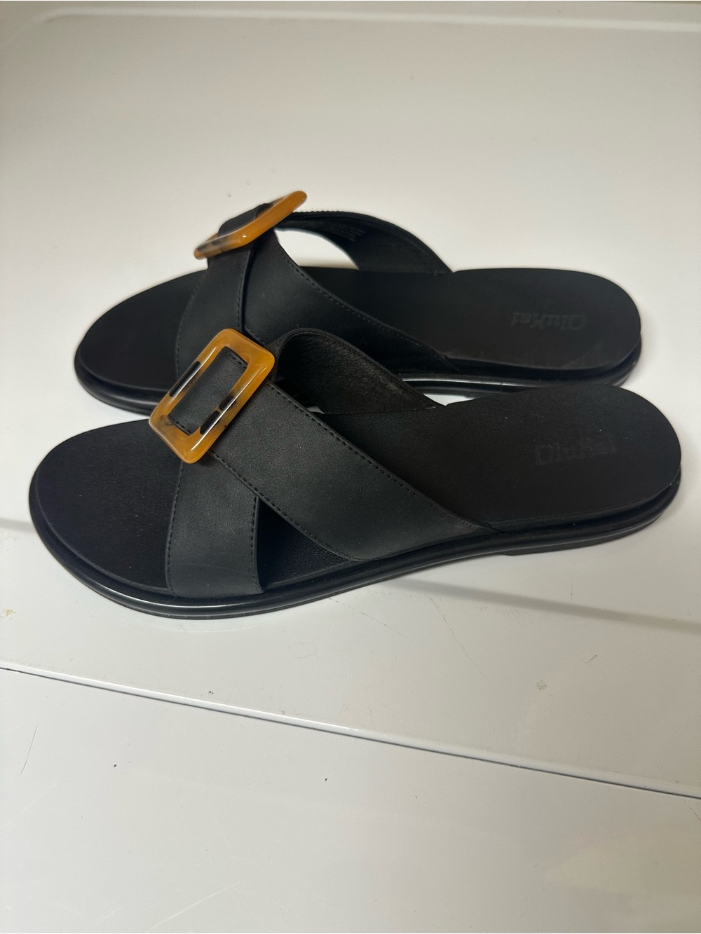 OluKai La’I Slide Black